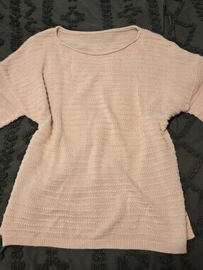 Nwot Lightweight Textured Beige Sweater